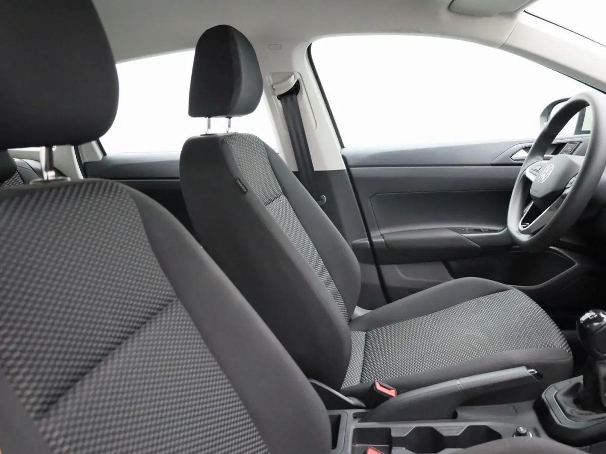 1.0 TSI | APPLE CARPLAY - ANDROID AUTO | AIRCO | CRUISE CONTROL | LED VERLICHTING |
