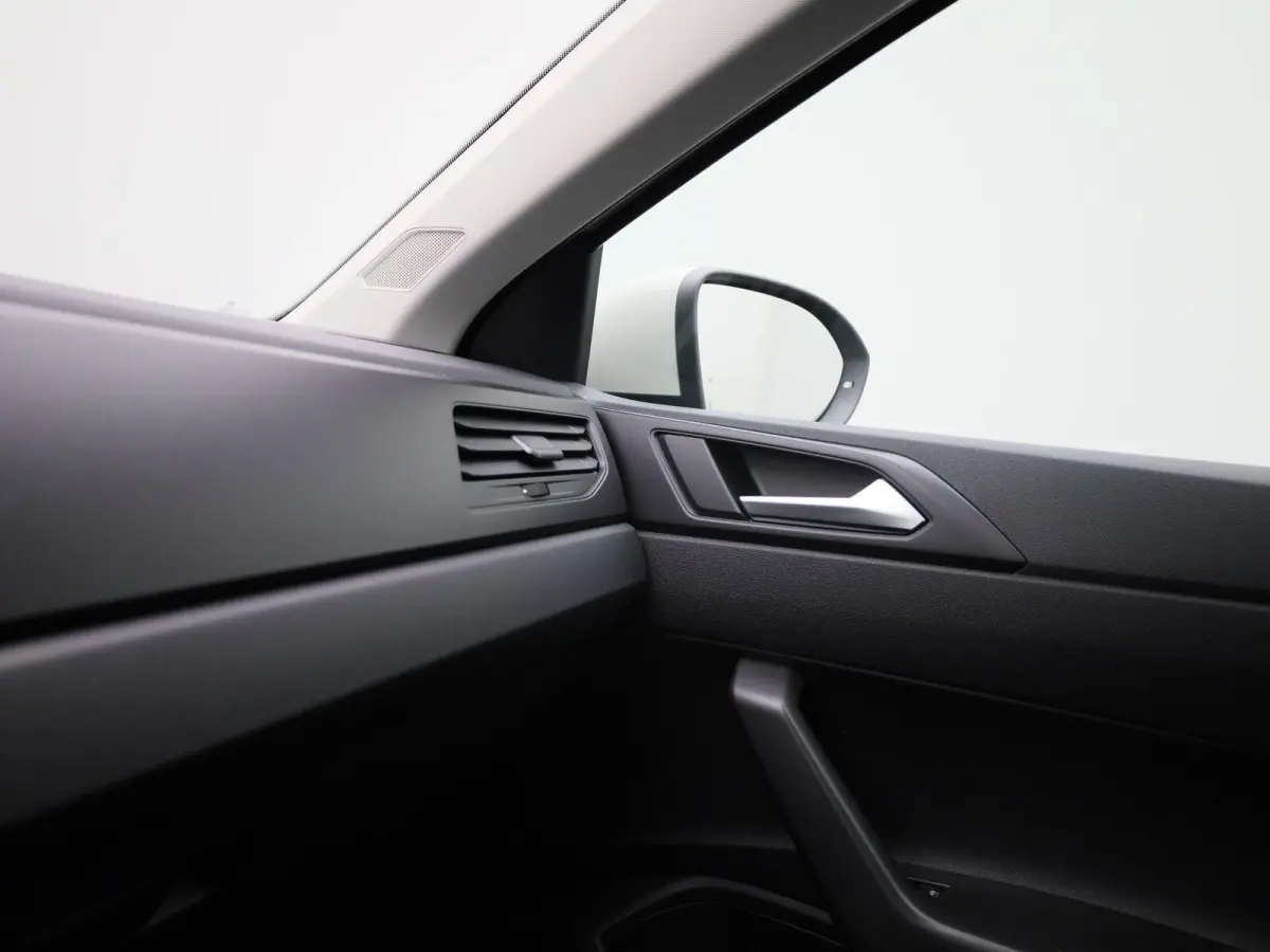 1.0 TSI | APPLE CARPLAY - ANDROID AUTO | AIRCO | CRUISE CONTROL | LED VERLICHTING |