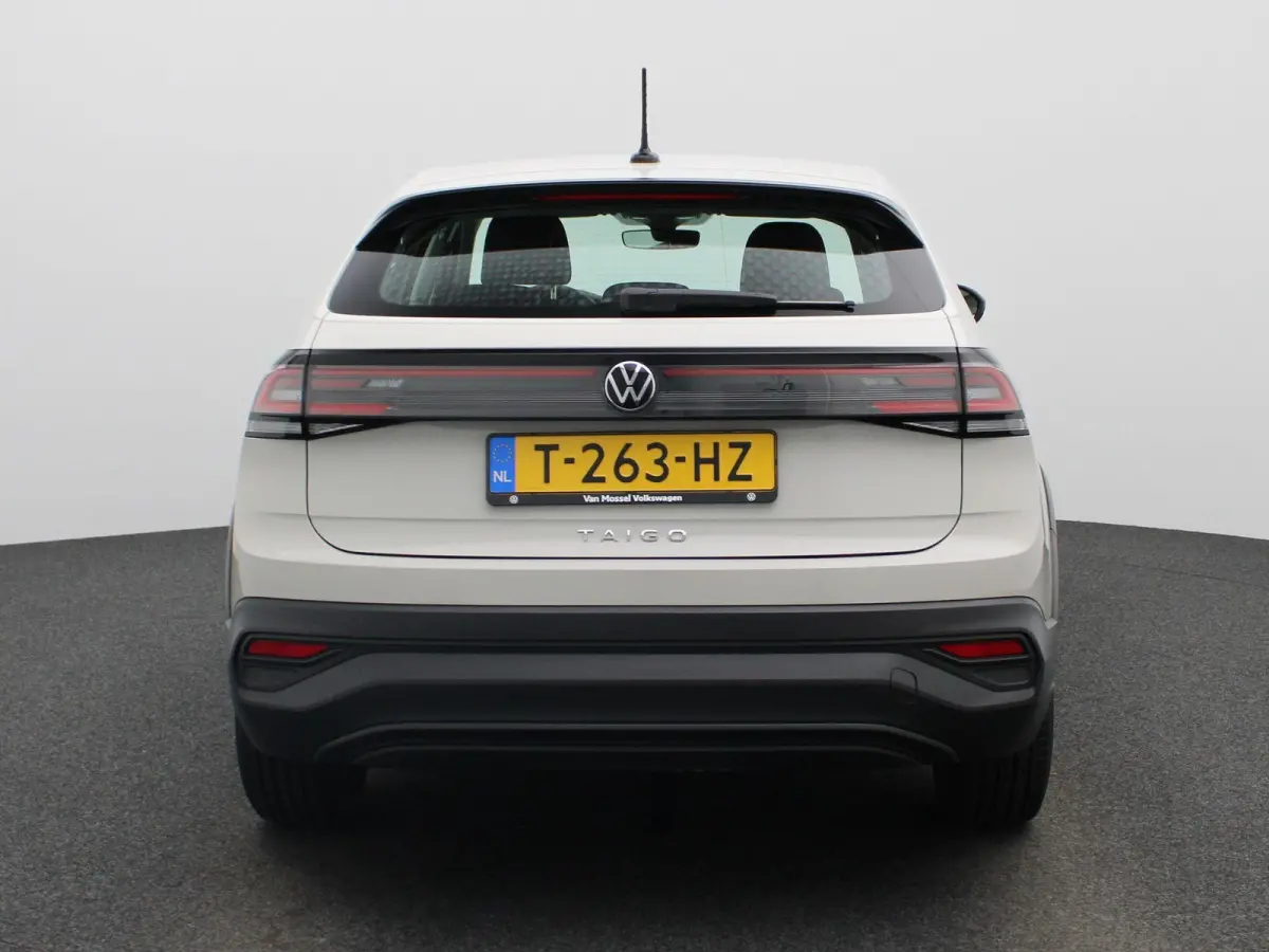 1.0 TSI | APPLE CARPLAY - ANDROID AUTO | AIRCO | CRUISE CONTROL | LED VERLICHTING |