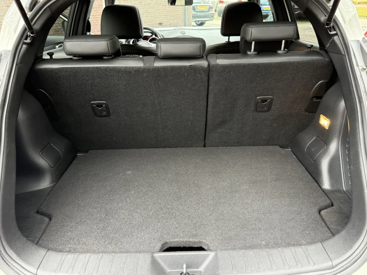 Juke. 1.2 DIG-T S/S N-Connecta | CAMERA | NAVI | PANO | CRUISE | KEYLESS |