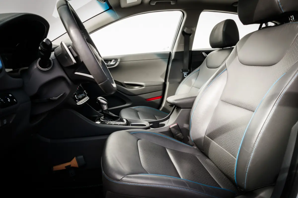 1.6 GDi Blue Drive Premium | Leder | Schuifdak | Nw. APK | Stoelventilatie | Memory | Infinity audio