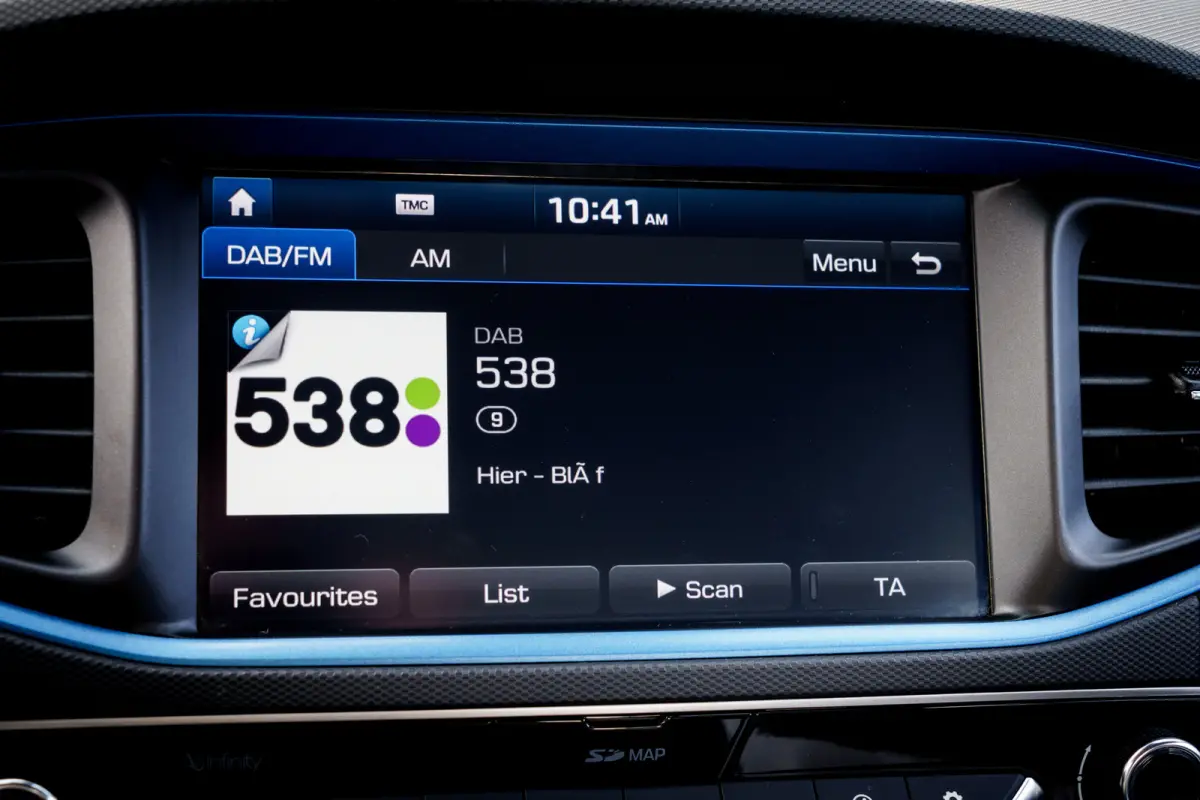 1.6 GDi Blue Drive Premium | Leder | Schuifdak | Nw. APK | Stoelventilatie | Memory | Infinity audio