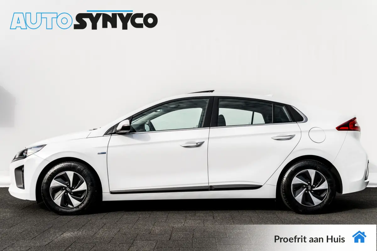 1.6 GDi Blue Drive Premium | Leder | Schuifdak | Carplay | Stoelventilatie | Memory | Infinity audio