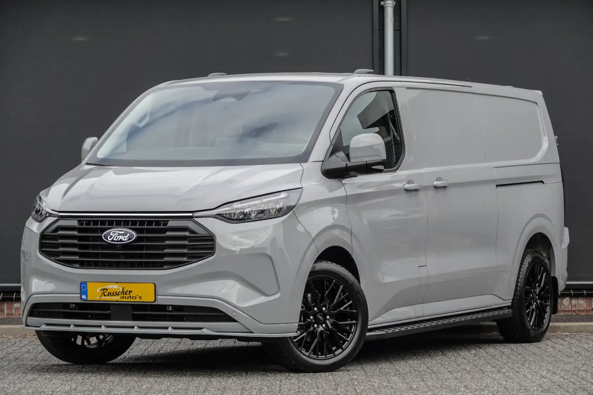 L2H1 2.5PHEV 233Pk Aut. | Limited | Plug-In Hybrid | 360° Camera | 2x Schuifdeur | Spoilerpack | 19'' | Grey Matter