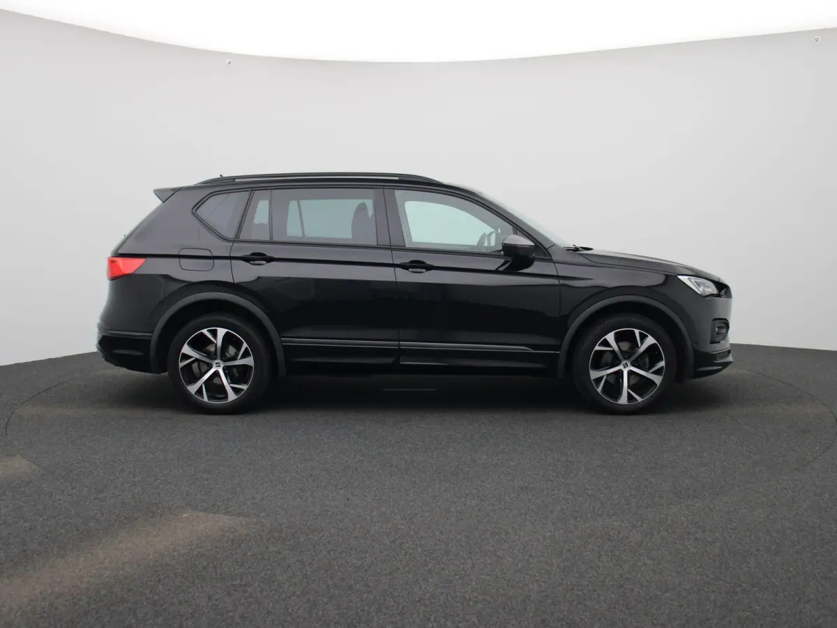 1.5 TSI FR Business Intense | Automaat | Apple Carplay/Android Auto | Achteruitrijcamera | Parkeersensoren | Climate Control | Trekhaak | Automaat |