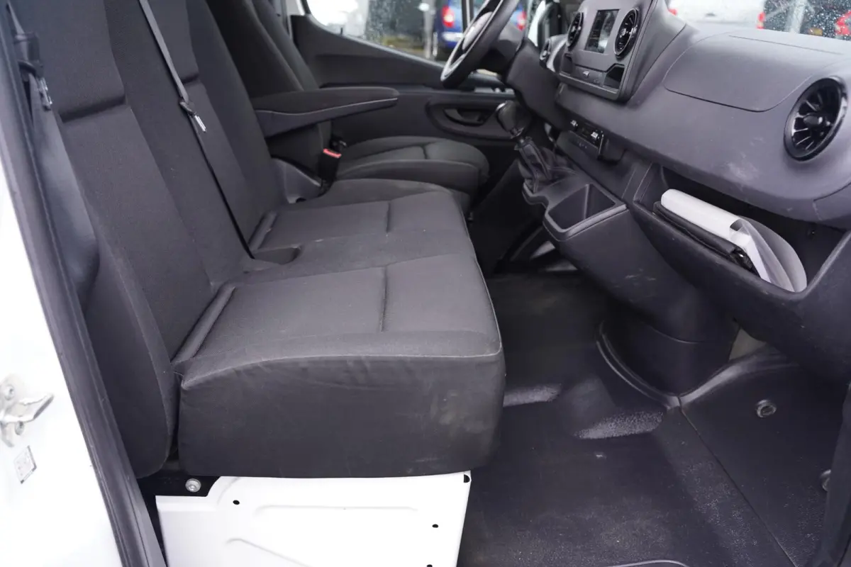 315 CDI 150 pk L3 Dubbel Cabine AMG Grille Navi, 360 Camera, 18" LMV, PDC V+A, Sidebars, Zonneklep, 6-Zits