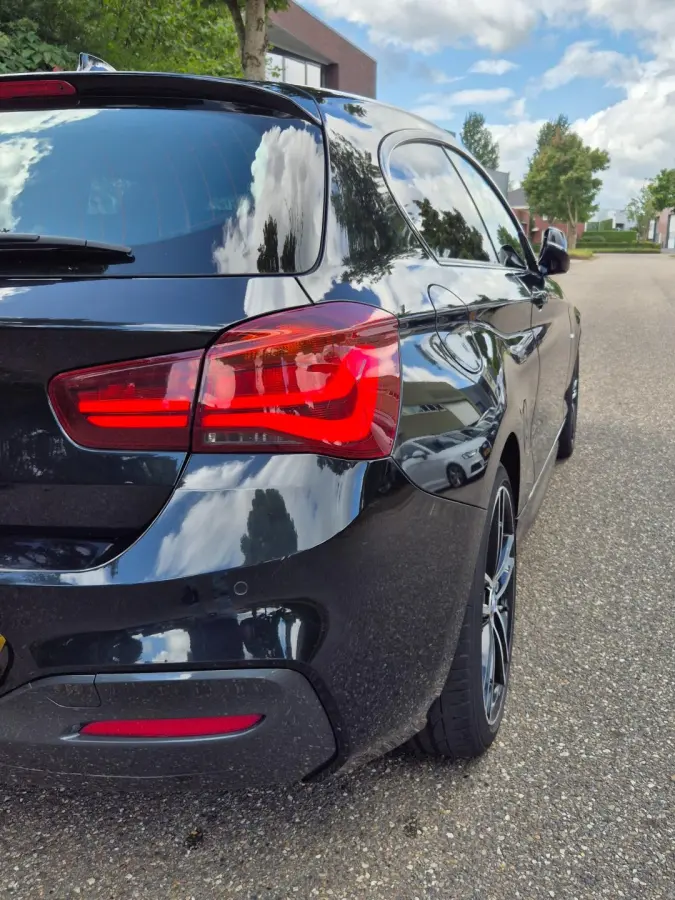 M Sport Edition H&K Apple CarPlay LM NAP Keyless Adaptieve LED 118i Edition Sport Line Shadow High Executive