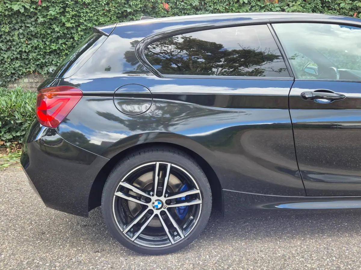 M Sport Edition H&K Apple CarPlay LM NAP Keyless Adaptieve LED 118i Edition Sport Line Shadow High Executive