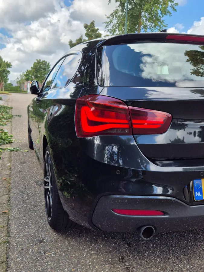 M Sport Edition H&K Apple CarPlay LM NAP Keyless Adaptieve LED 118i Edition Sport Line Shadow High Executive