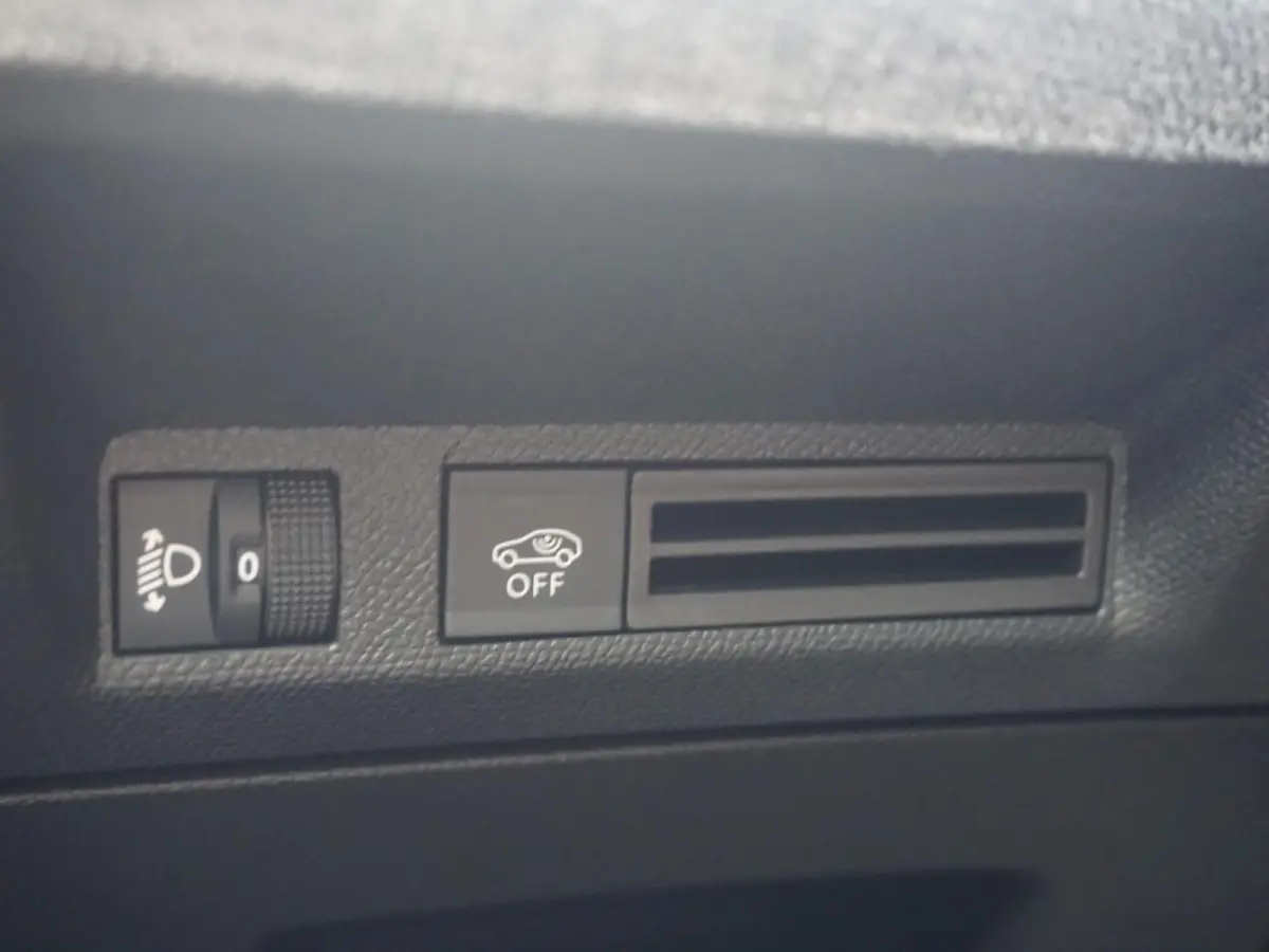 1.2 Hybrid 136 Allure 7p | 7 ZITPLAATSEN | AUTOMAAT |