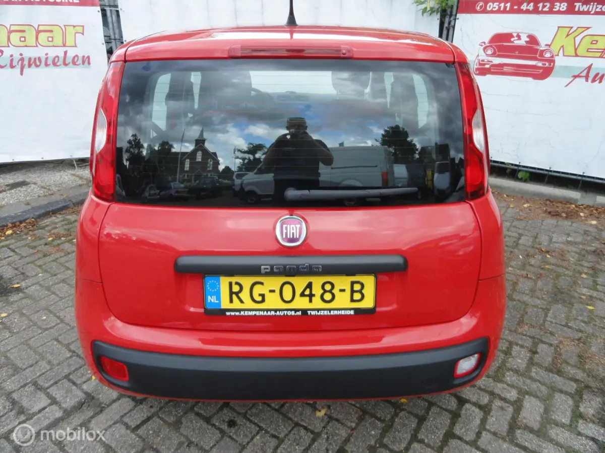 0.9 TwinAir Popstar 1e eigenaar!