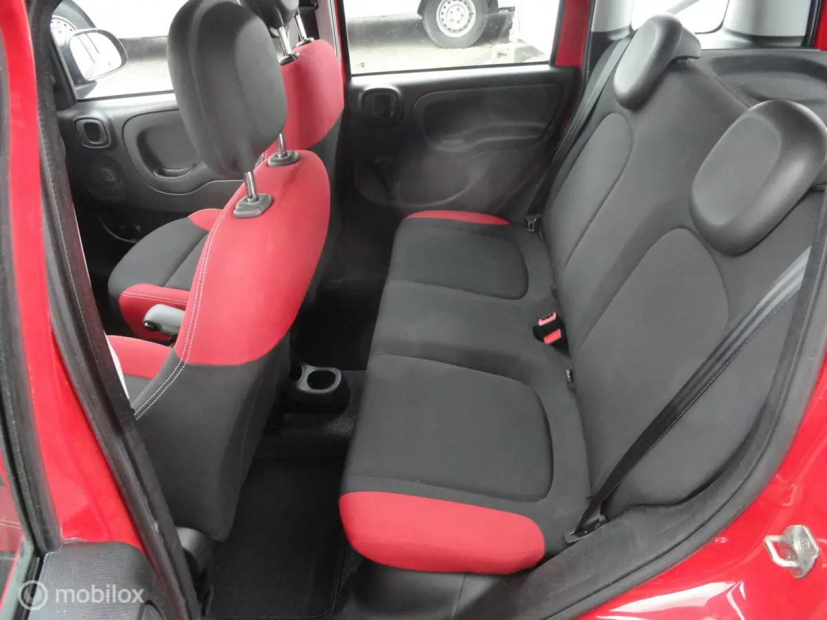 0.9 TwinAir Popstar 1e eigenaar!