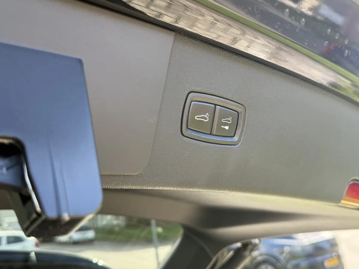 3.0 E-Hybrid Platinum Edition Sport uitlaat | Pano | Lucht | Trekhaak