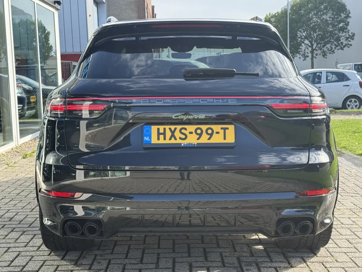 3.0 E-Hybrid Platinum Edition Sport uitlaat | Pano | Lucht | Trekhaak