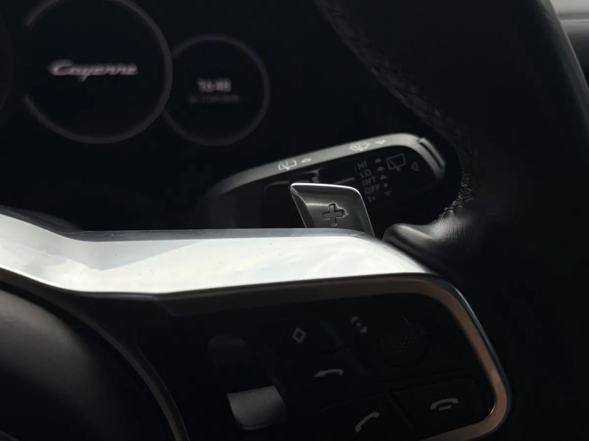 3.0 E-Hybrid Platinum Edition Sport uitlaat | Pano | Lucht | Trekhaak
