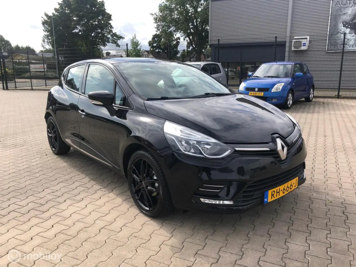 SPORT 5DRS HB NAVI LMV LED NW MODEL