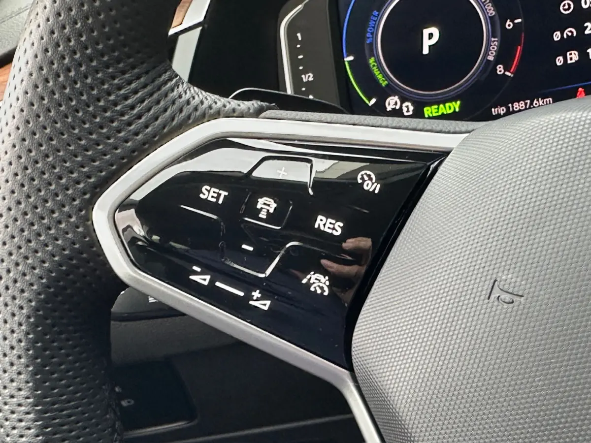1.4 TSI eHybrid Elegance Business | Leder | Camera | Rijklaar incl. garantie