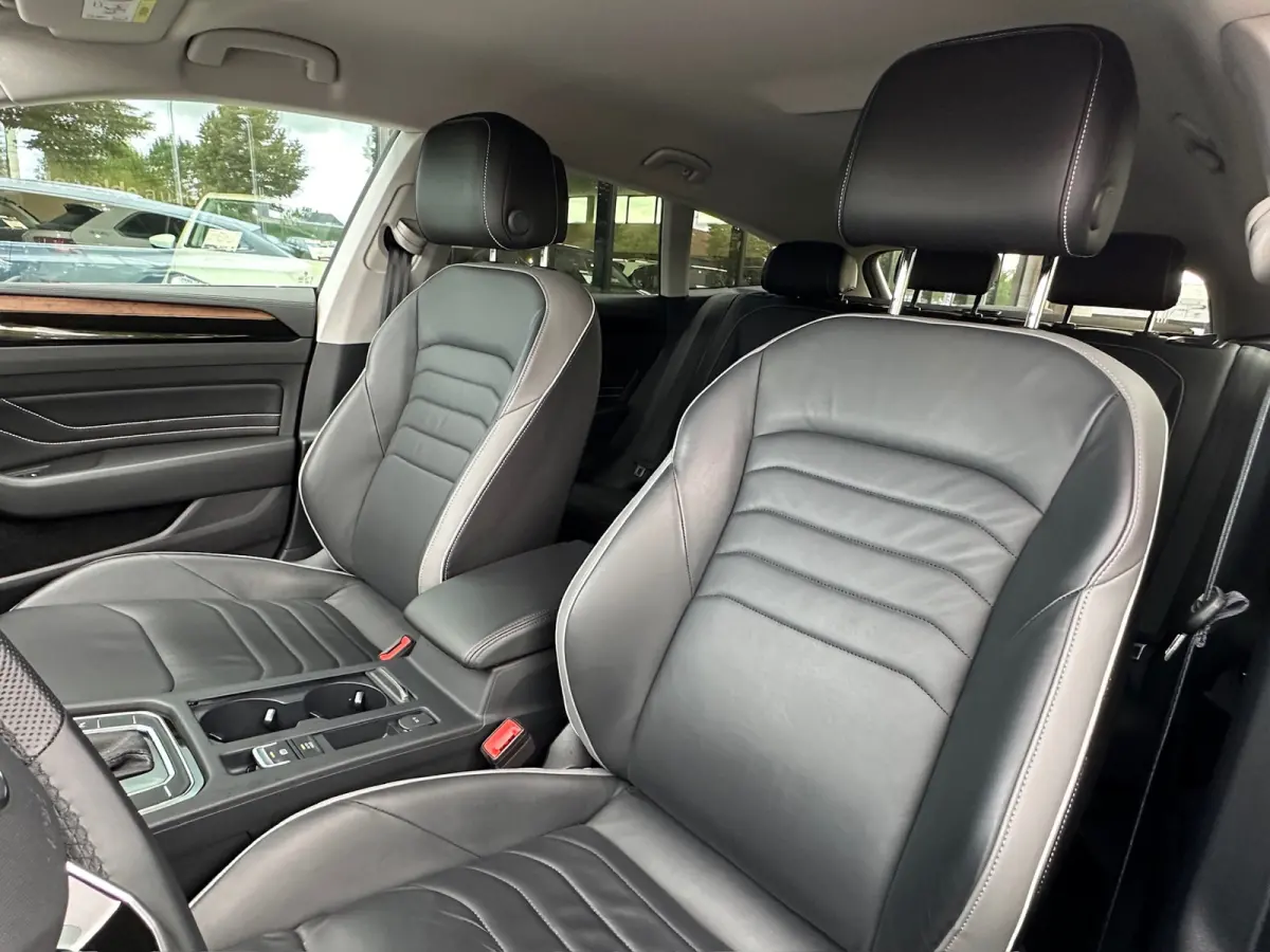 1.4 TSI eHybrid Elegance Business | Leder | Camera | Rijklaar incl. garantie