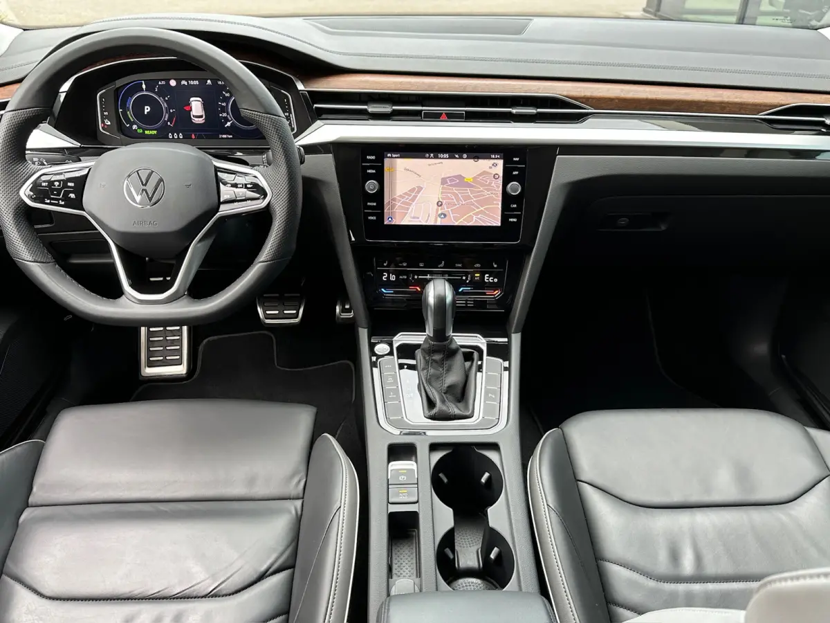 1.4 TSI eHybrid Elegance Business | Leder | Camera | Rijklaar incl. garantie
