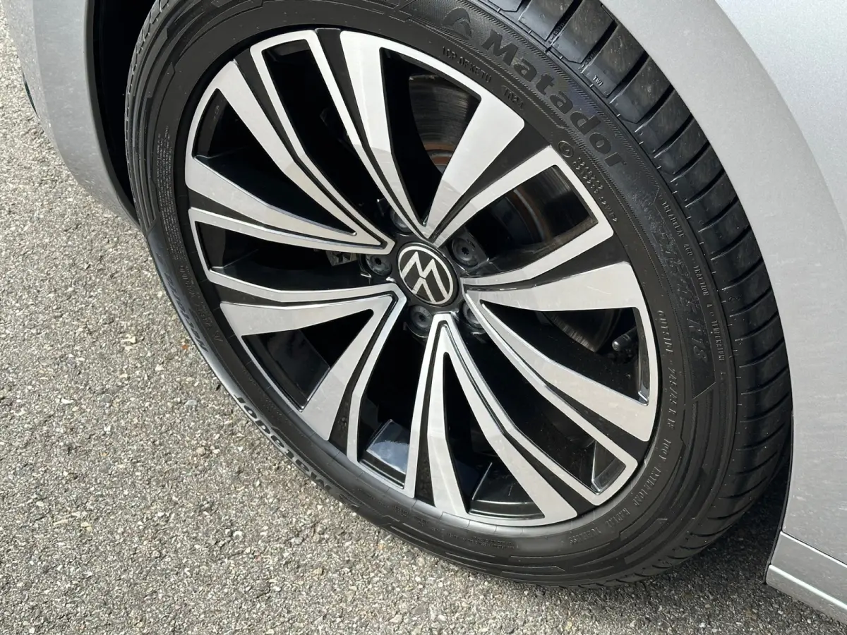 1.4 TSI eHybrid Elegance Business | Leder | Camera | Rijklaar incl. garantie