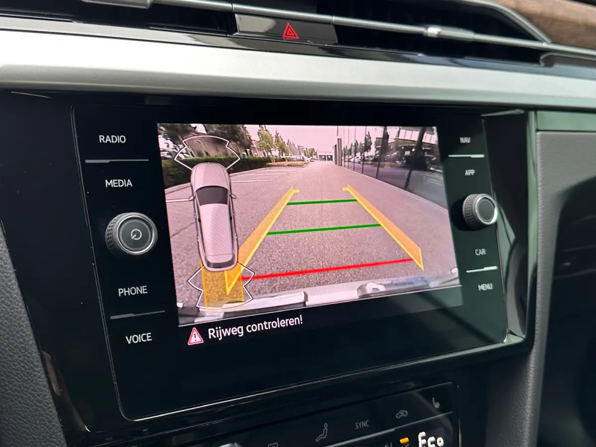 1.4 TSI eHybrid Elegance Business | Leder | Camera | Rijklaar incl. garantie