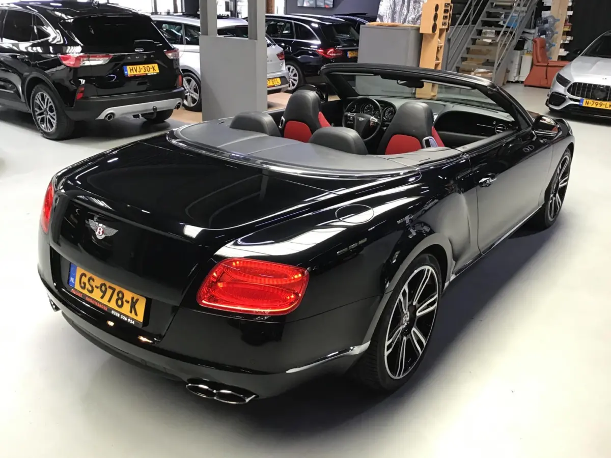 4.0 V8 I Naim I Stoelmassage + verwarming + ventilatie I Camera I 2Tone Luxe Leder I 507PK.