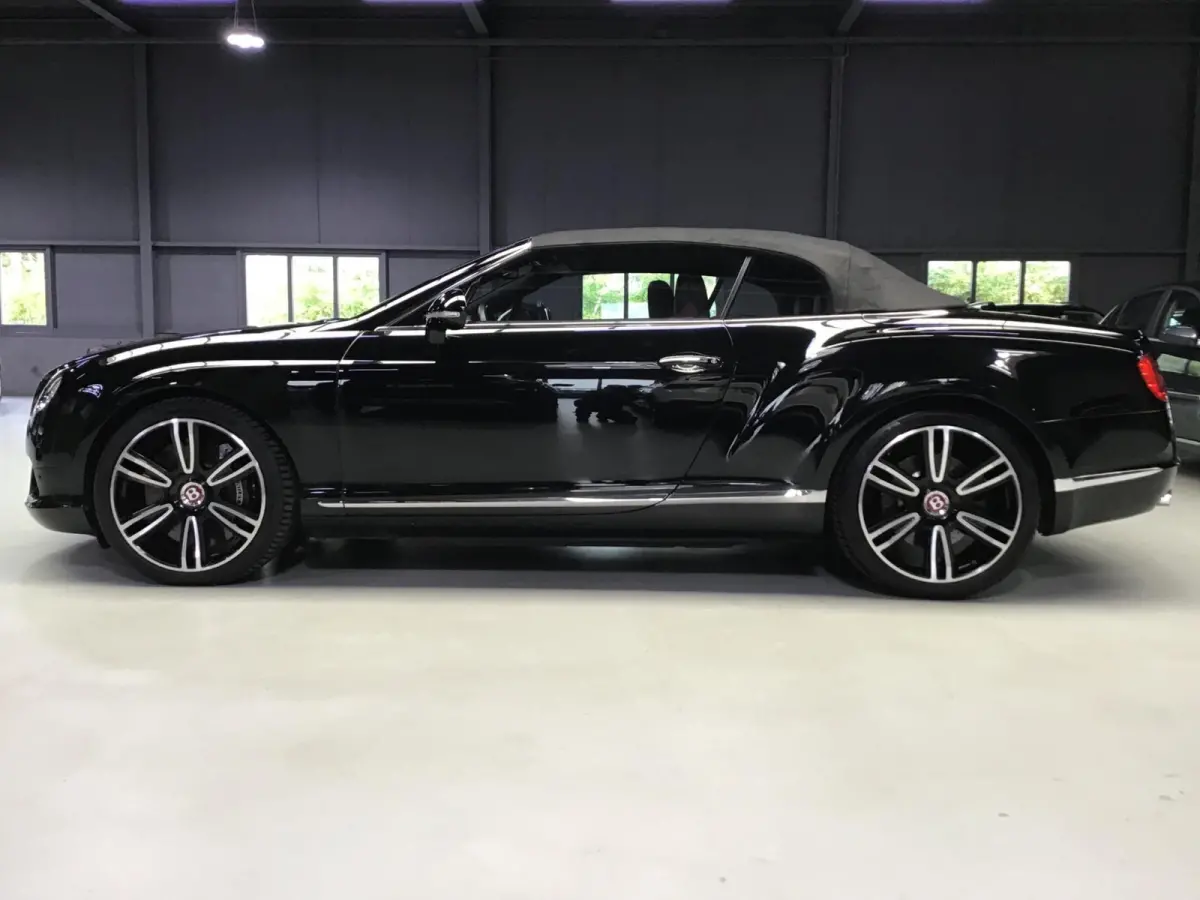 4.0 V8 I Naim I Stoelmassage + verwarming + ventilatie I Camera I 2Tone Luxe Leder I 507PK.