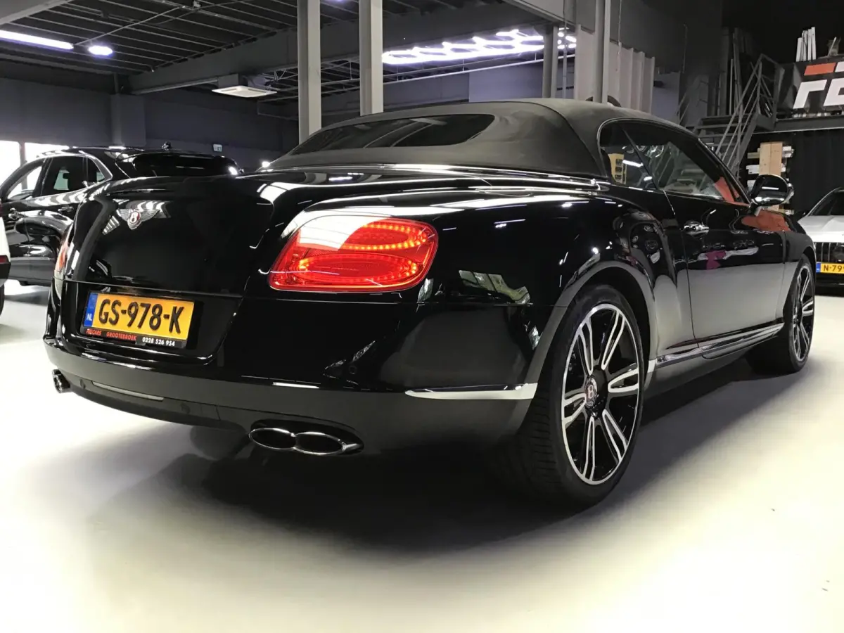 4.0 V8 I Naim I Stoelmassage + verwarming + ventilatie I Camera I 2Tone Luxe Leder I 507PK.