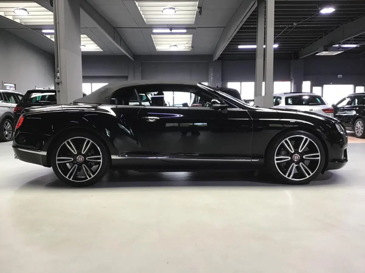 4.0 V8 I Naim I Stoelmassage + verwarming + ventilatie I Camera I 2Tone Luxe Leder I 507PK.