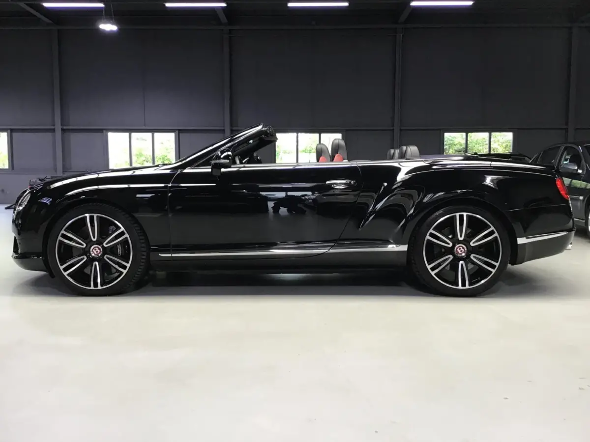 4.0 V8 I Naim I Stoelmassage + verwarming + ventilatie I Camera I 2Tone Luxe Leder I 507PK.