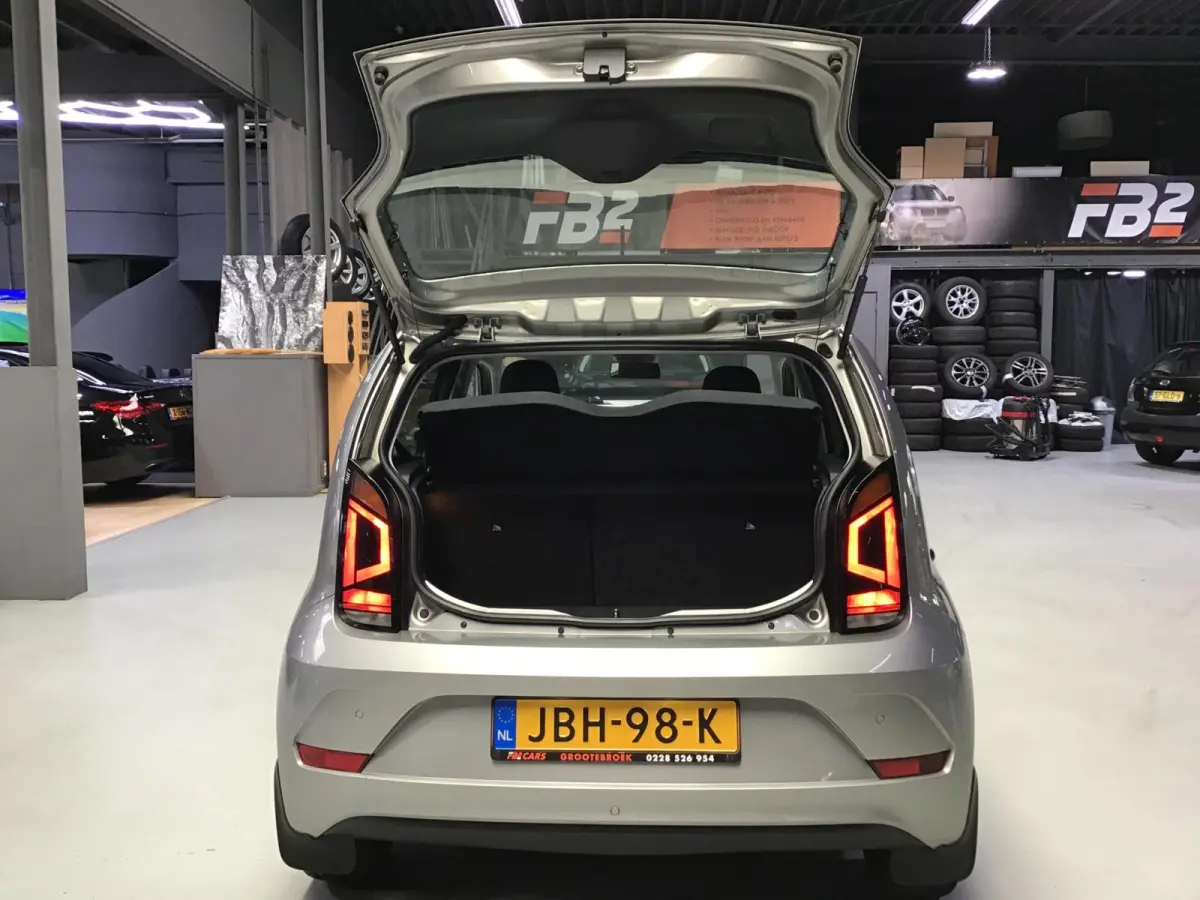 UP! 1.0 I 1e Eigen. I Dealer Onderh. I New Apk + Kln Brt + Schijven + Remmen I Park. sens.Clima I Stoelverw. I Cruise I