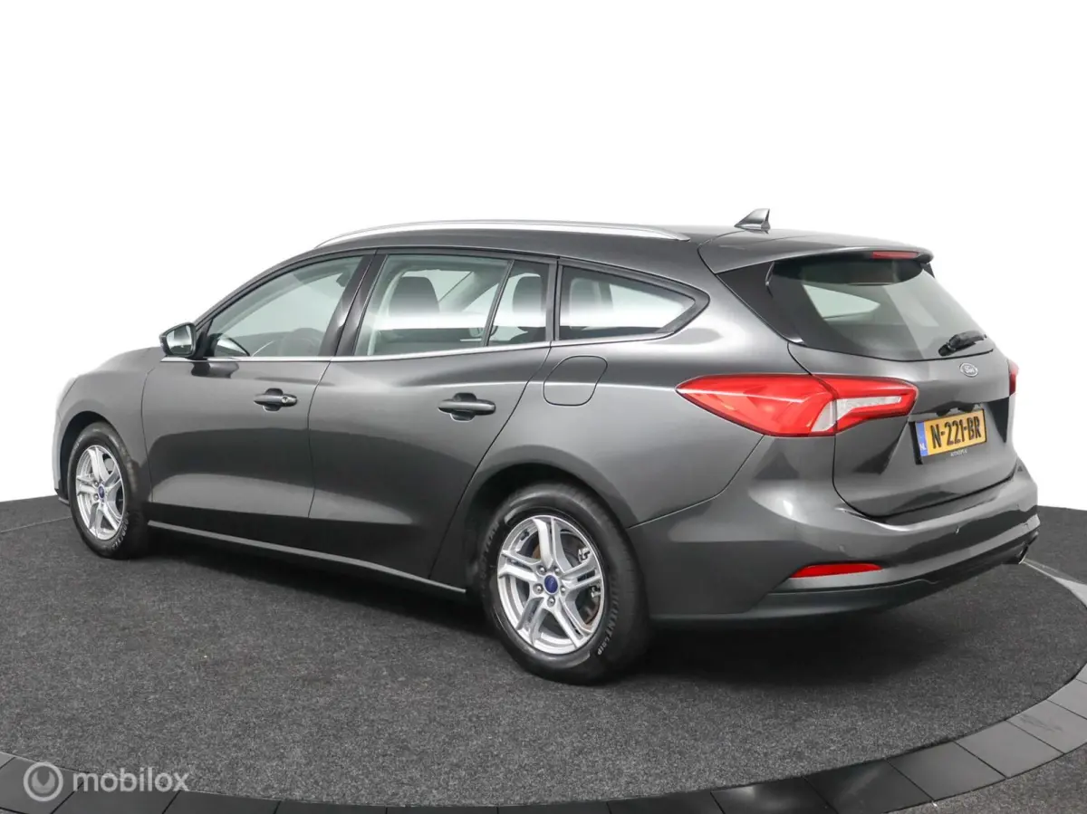 1.0 EcoBoost Trend Edition Business | Navigatie | Parkeersensoren v/a | Camera | 10dkm NAP | NL Auto | DEALER-STAAT