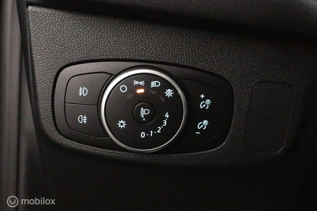 1.0 EcoBoost Trend Edition Business | Navigatie | Parkeersensoren v/a | Camera | 10dkm NAP | NL Auto | DEALER-STAAT