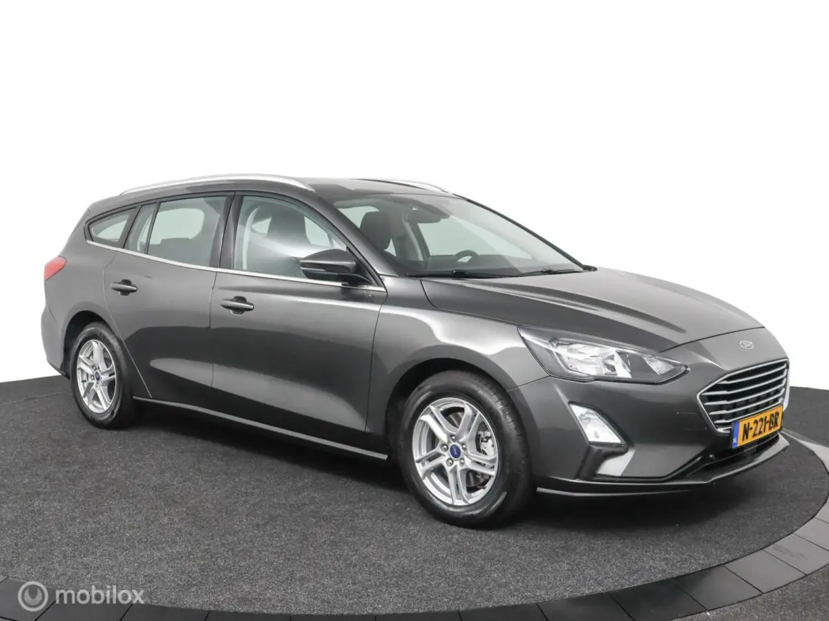1.0 EcoBoost Trend Edition Business | Navigatie | Parkeersensoren v/a | Camera | 10dkm NAP | NL Auto | DEALER-STAAT