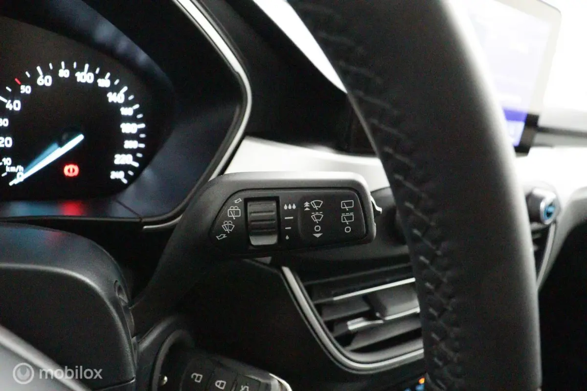 1.0 EcoBoost Trend Edition Business | Navigatie | Parkeersensoren v/a | Camera | 10dkm NAP | NL Auto | DEALER-STAAT