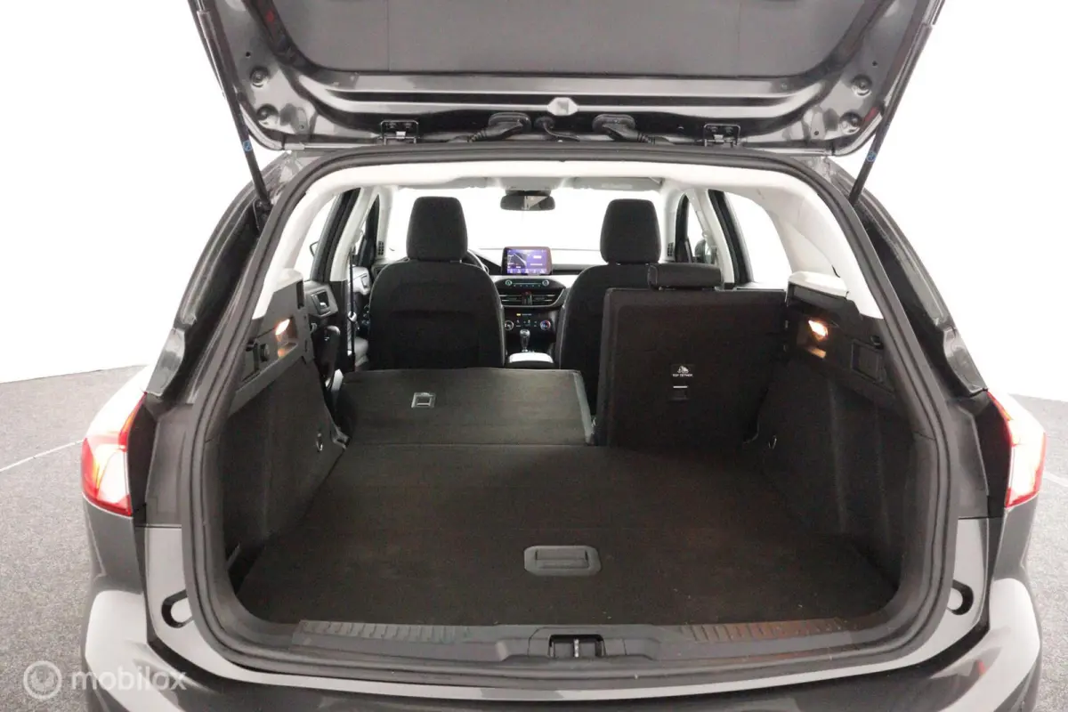 1.0 EcoBoost Trend Edition Business | Navigatie | Parkeersensoren v/a | Camera | 10dkm NAP | NL Auto | DEALER-STAAT
