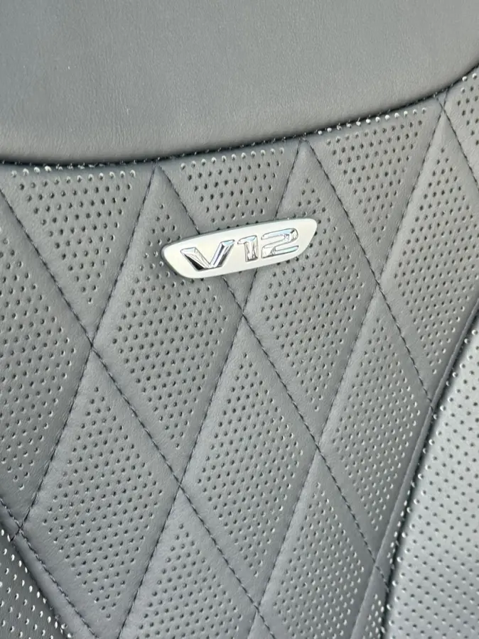 600 Lang / V12 / Head up / Massage /panormadak / S600