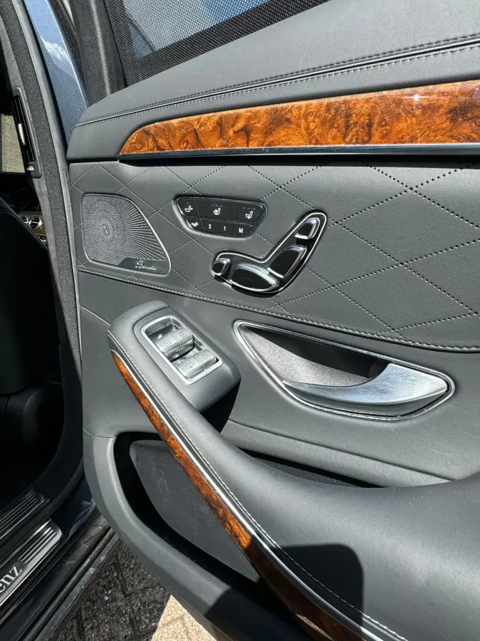 600 Lang / V12 / Head up / Massage /panormadak / S600