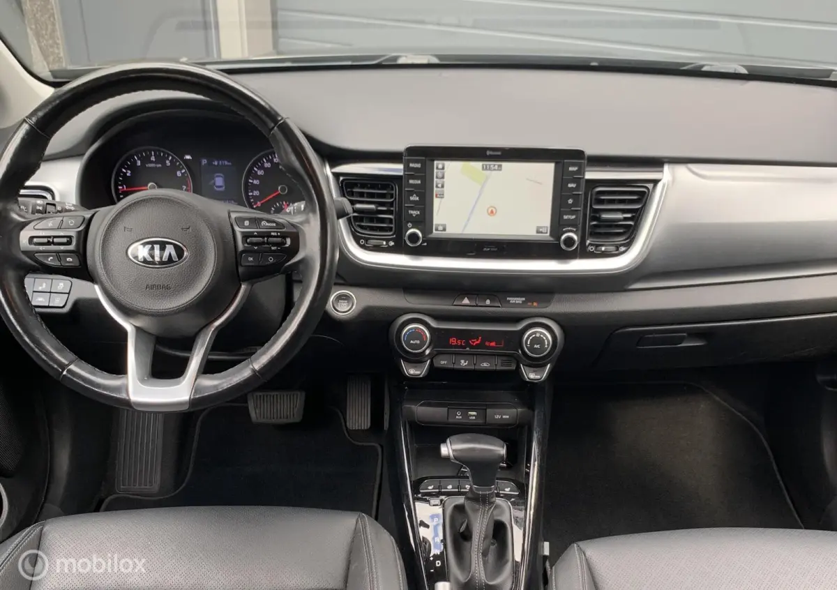 1.0 T-GDi ExecutiveLine