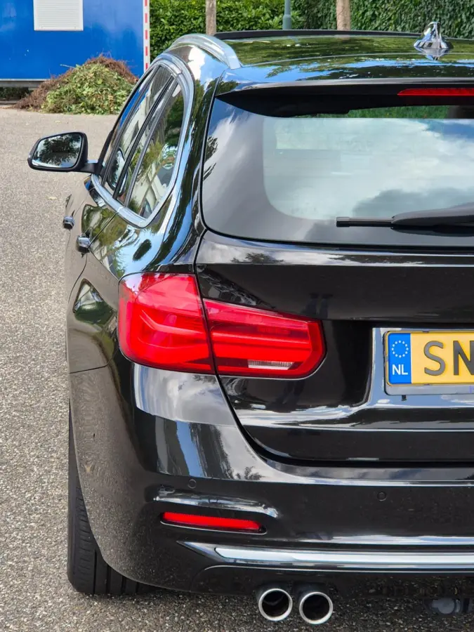 320i Individual Edition Luxury Line Purity Executive Pano Trekhaak HUD CarPlay NAP Navi Camera GARANTIE inbegr