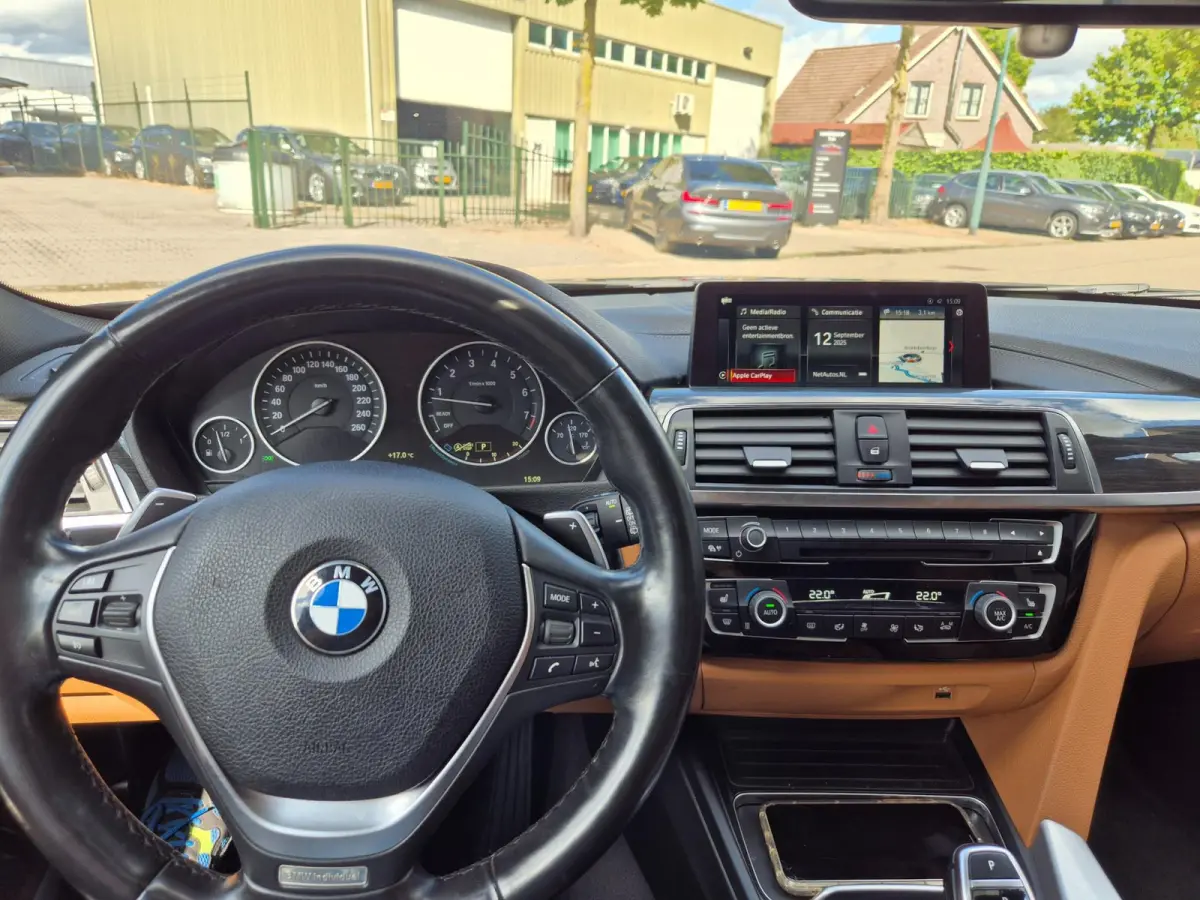 320i Individual Edition Luxury Line Purity Executive Pano Trekhaak HUD CarPlay NAP Navi Camera GARANTIE inbegr