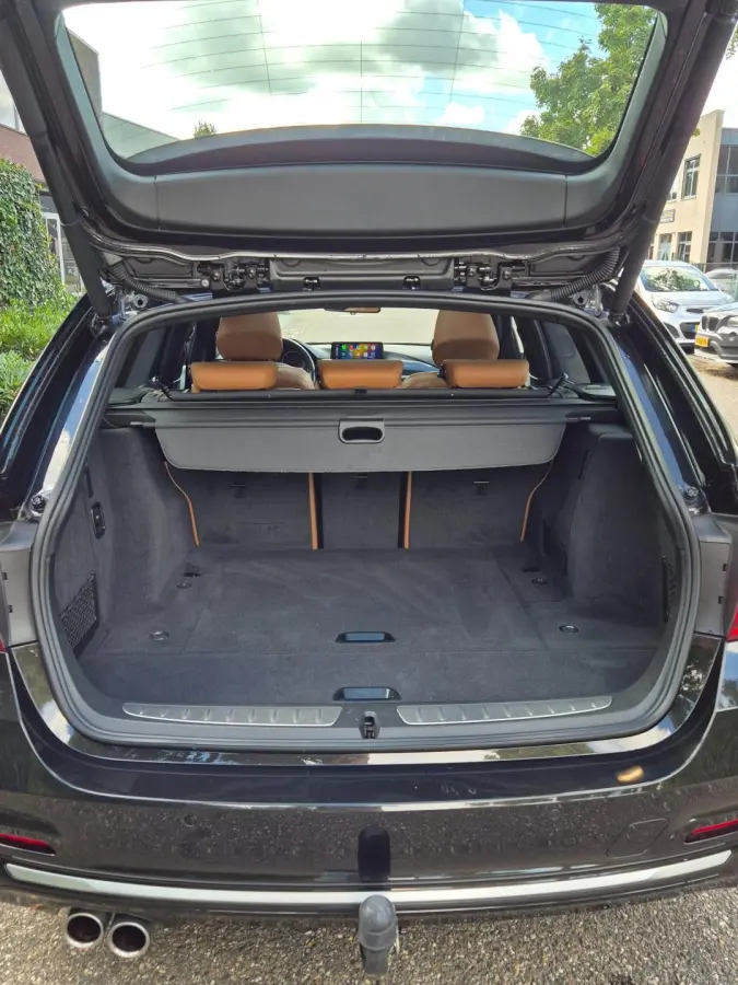 320i Individual Edition Luxury Line Purity Executive Pano Trekhaak HUD CarPlay NAP Navi Camera GARANTIE inbegr
