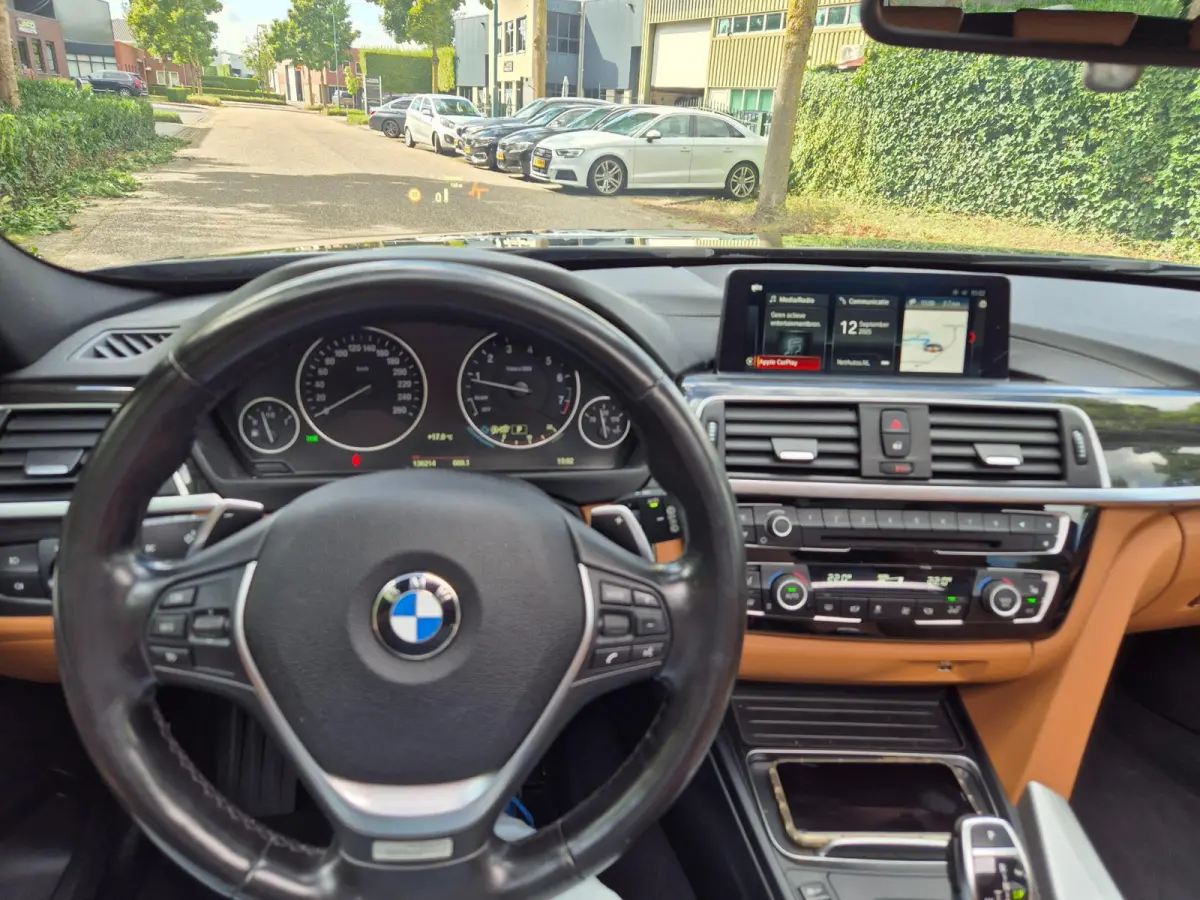 320i Individual Edition Luxury Line Purity Executive Pano Trekhaak HUD CarPlay NAP Navi Camera GARANTIE inbegr