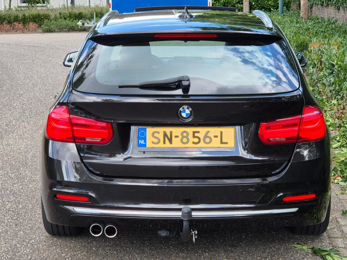 320i Individual Edition Luxury Line Purity Executive Pano Trekhaak HUD CarPlay NAP Navi Camera GARANTIE inbegr