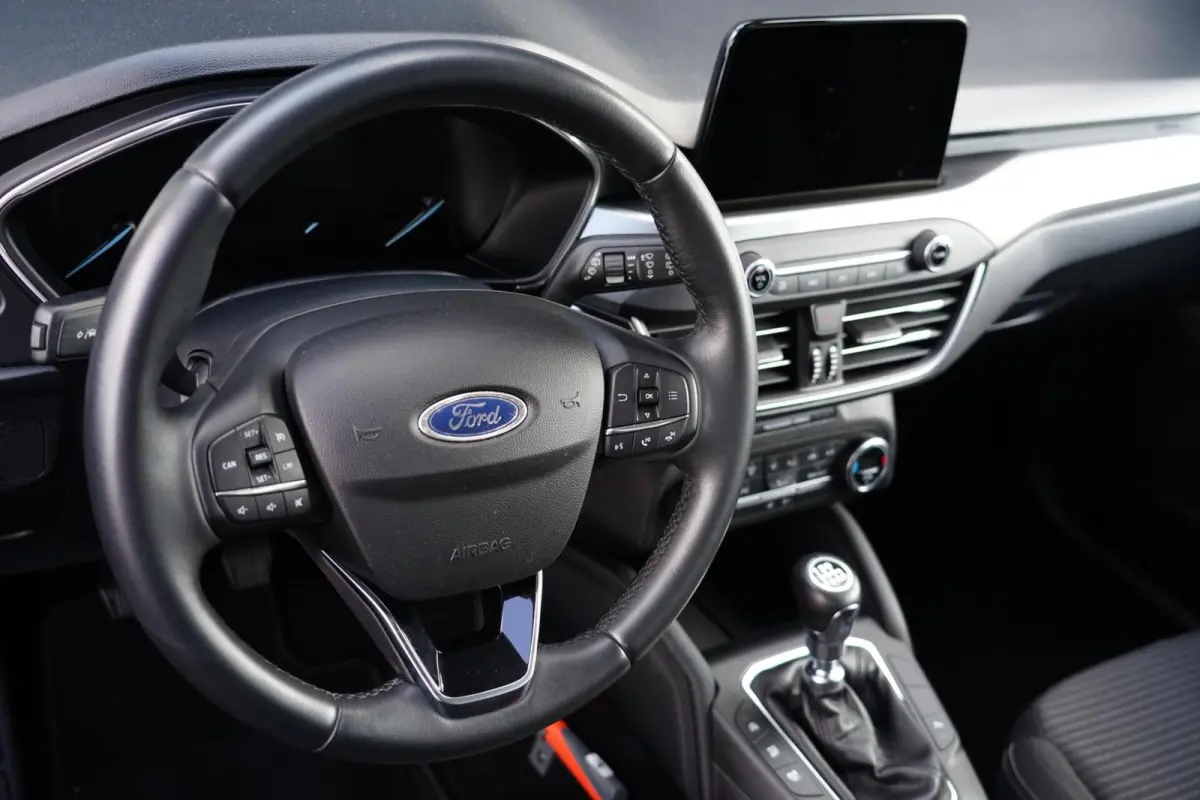 1.0 EcoBoost Titanium Business, NL, keyless