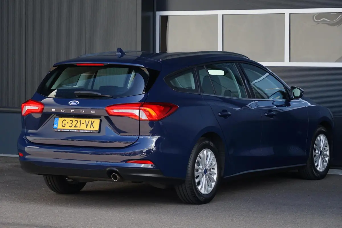 1.0 EcoBoost Titanium Business, NL, keyless