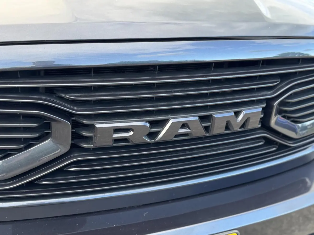 1500 4X4 5.7 V8 400pk 4x4 Crew Cab 5'7 SPORT,Xenon,Schuifdak,20"lmv