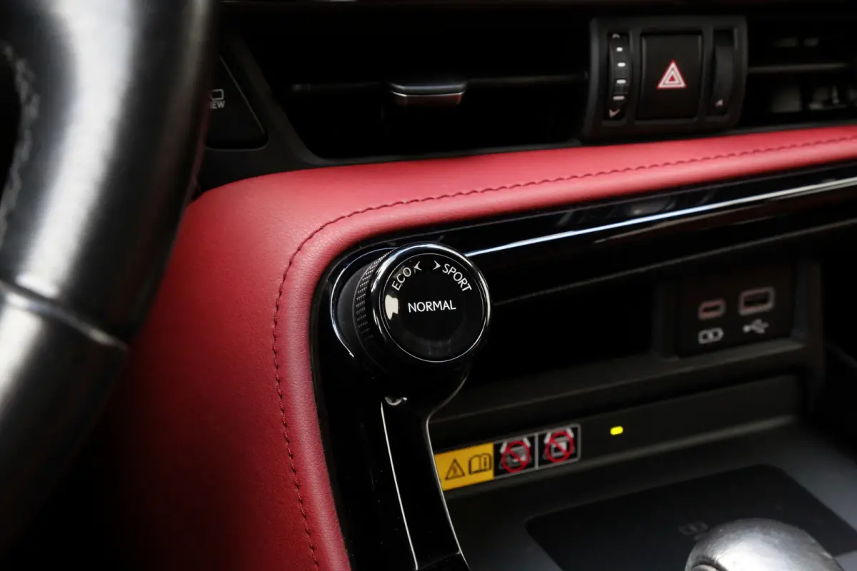 350h*Fabrieksg.t/m06-2032!*1ste Eig.*Perfect Lexus Onderh.*BTW*ACC/360Camera/Stoelverw./Stuurwielverw./Leder/Dodehoek/Apple Carplay-Android/Keyless Entry+Go/Parkeersens.V+A/18 inch LM*