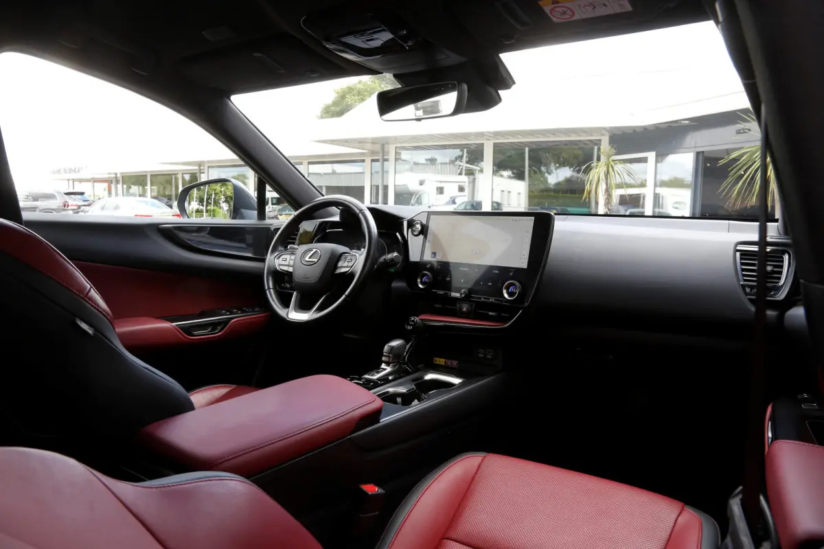 350h*Fabrieksg.t/m06-2032!*1ste Eig.*Perfect Lexus Onderh.*BTW*ACC/360Camera/Stoelverw./Stuurwielverw./Leder/Dodehoek/Apple Carplay-Android/Keyless Entry+Go/Parkeersens.V+A/18 inch LM*
