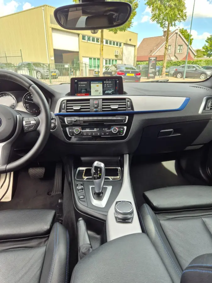 M Sport Ed CarPlay NAP LED GR Navi Automaat Black Panel Teller All weather M Velgen GARANTIE Rij-K 118i High Executive